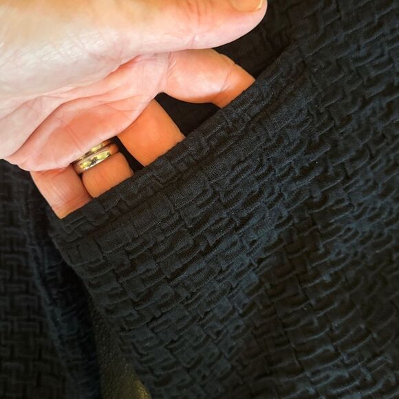 Eileen Fisher Black Oversized Textured Blazer one button closure size Small - Picture 6 of 11